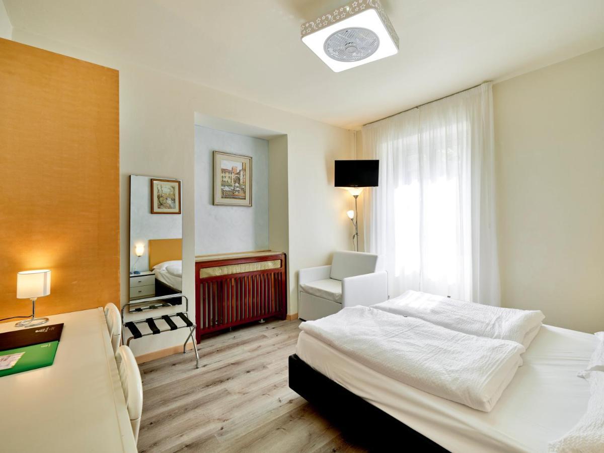 Hotel San Marco ガルダ エクステリア 写真