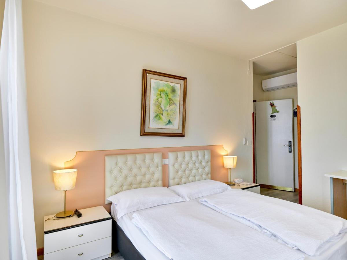 Hotel San Marco ガルダ エクステリア 写真