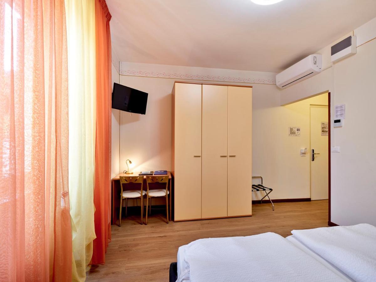 Hotel San Marco ガルダ エクステリア 写真