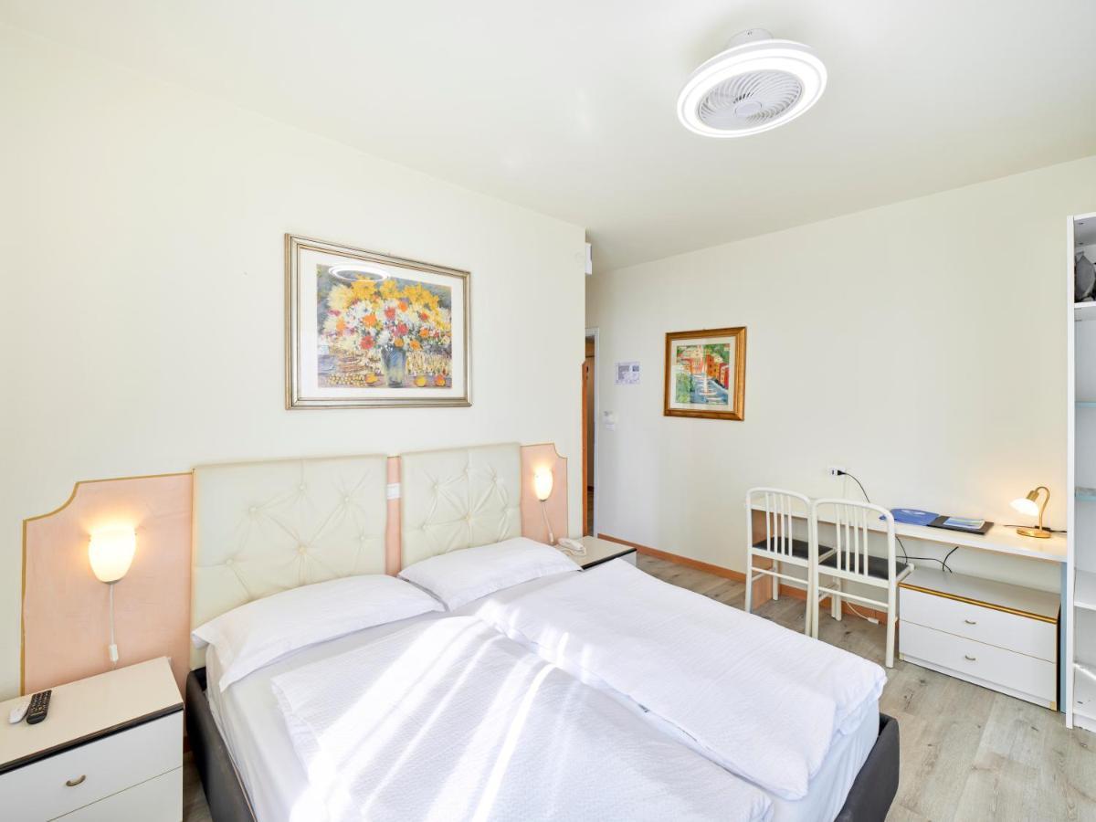 Hotel San Marco ガルダ エクステリア 写真
